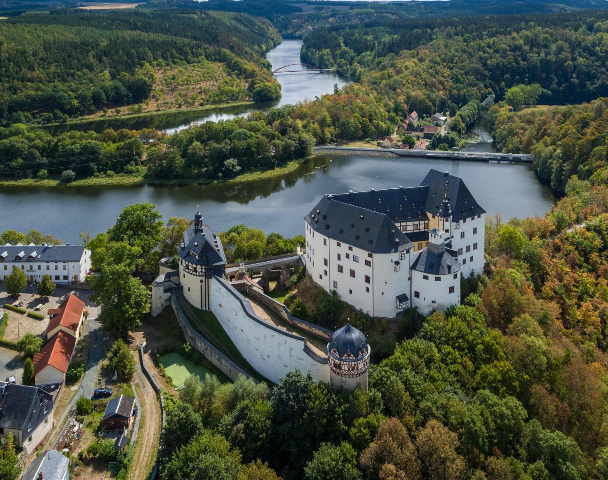 Landhauswohnung Am Thueringer Meer - Fuehlen Wie Zuhause Remptendorf Exterior foto